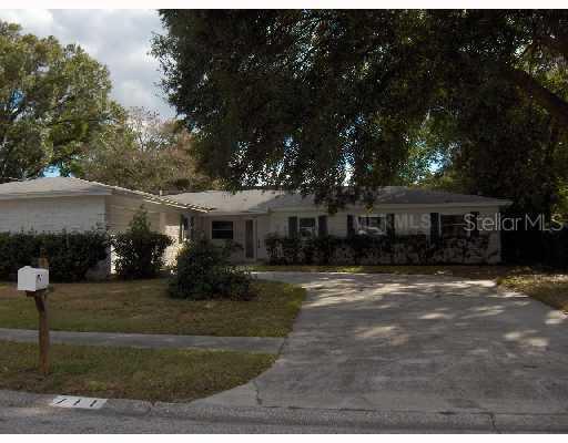 711 Pearl Creek, Brandon, FL 33510