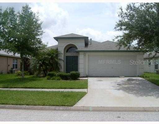 2012 Bridgehampton Pl., Brandon, FL 33511