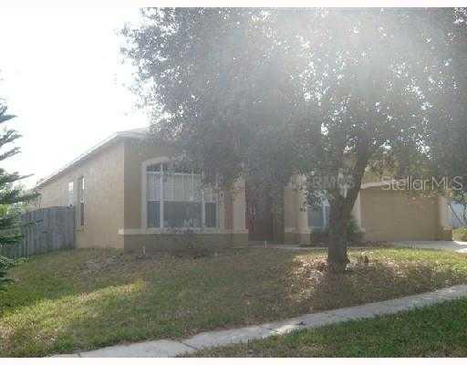 418 Country Vineyard Dr., Valrico, FL 33594
