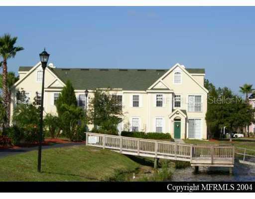 9632 Lake Chase Island Way, Tampa, FL 33626