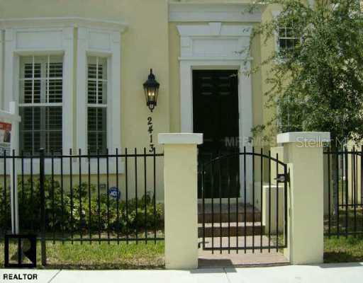 2413 Victoria Gardens Ln., Tampa, FL 33609