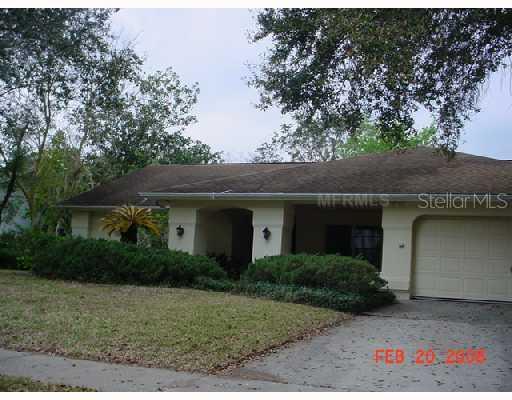 18239 Clear Lake Drive Dr., Lutz, FL 33548