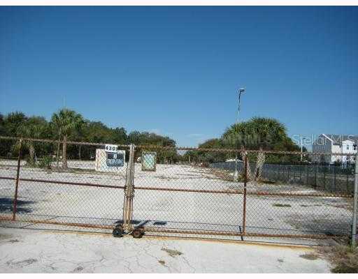 Tampa Bay Blvd., Tampa, FL 33607