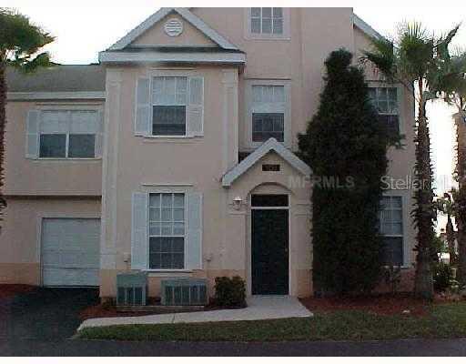 9212 Lake Chase Island Way, Tampa, FL 33626