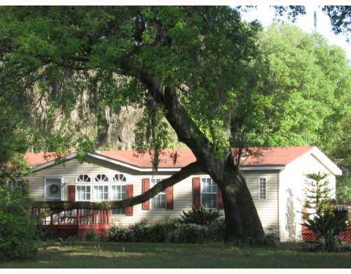 36403 Chancey Rd., Zephyrhills, FL 33541