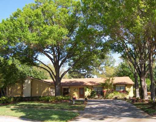 4303 Golf Crest Ct., Tampa, FL 33618