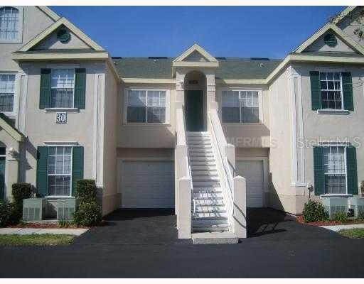 9666 Lake Chase Island Way, Tampa, FL 33626