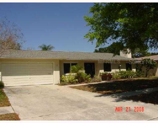 8705 Cobblestone Dr., Tampa, FL 33615