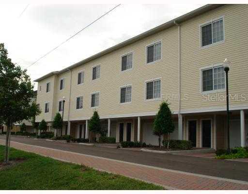 9703 Meadow Field Creek #409, Tampa, FL 33626