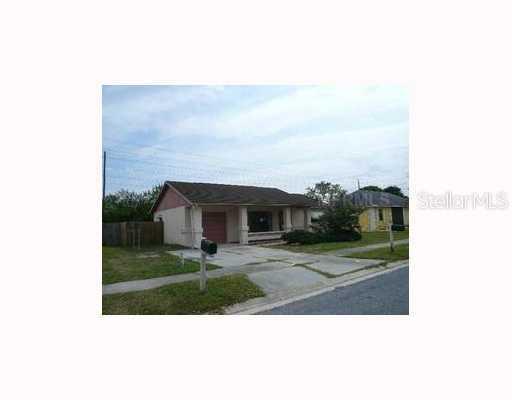 1322 Mandarin Dr., Holiday, FL 34691