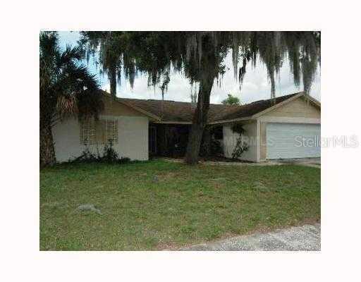 308 Limona Rd., Brandon, FL 33510