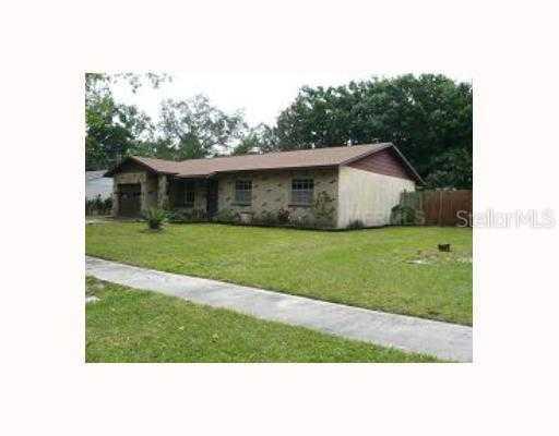 819 Chadsworth Ave., Seffner, FL 33584