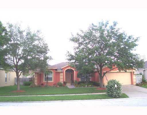 1927 Tangledvine Dr., Wesley Chapel, FL 33543