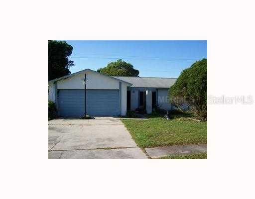 327 Brandywine Dr., Valrico, FL 33594