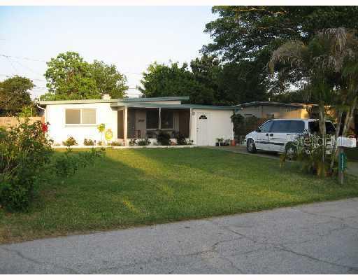 10997 106th St., Largo, FL 33773