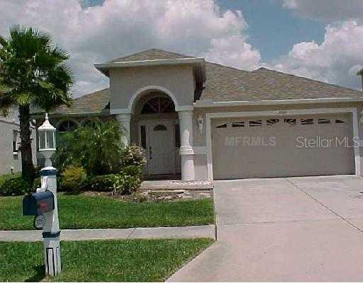 19265 Fishermans Bend Dr., Lutz, FL 33558