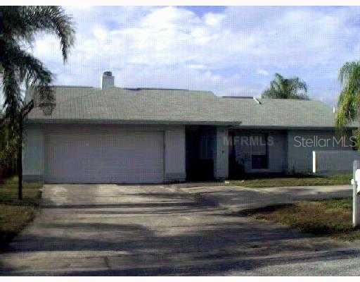 6708 Long Pointe Way, Tampa, FL 33615