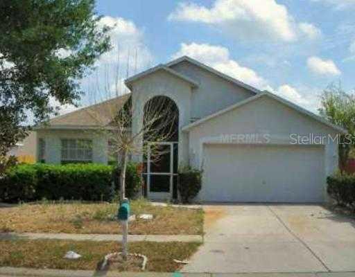 436 Country Vineyard Dr., Valrico, FL 33594