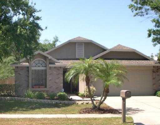 1515 Weaver Dr., Lutz, FL 33559