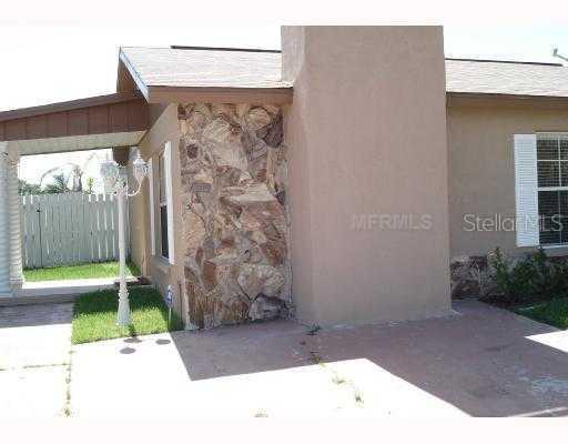 1205 Coolmont Dr., Brandon, FL 33511