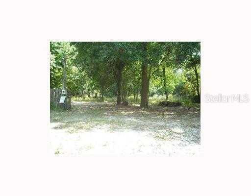 4820 Indian Oak Dr., Mulberry, FL 33860