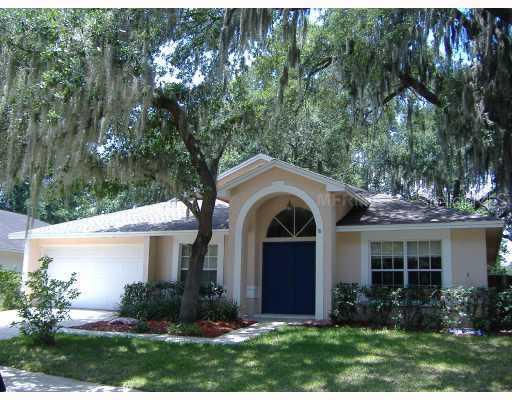 1810 Staysail Dr., Valrico, FL 33594