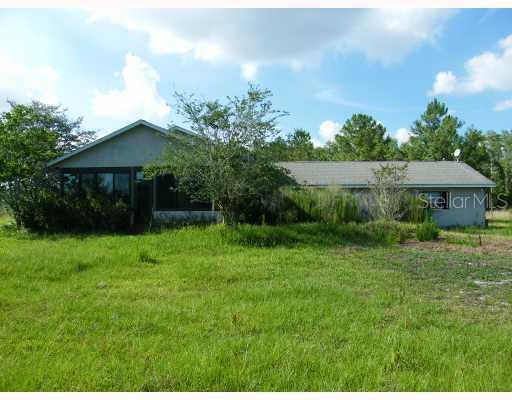 16811 Whirley Rd., Lutz, FL 33558