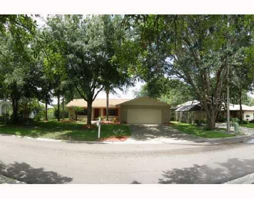 720 Herlong Ct., Brandon, FL 33511