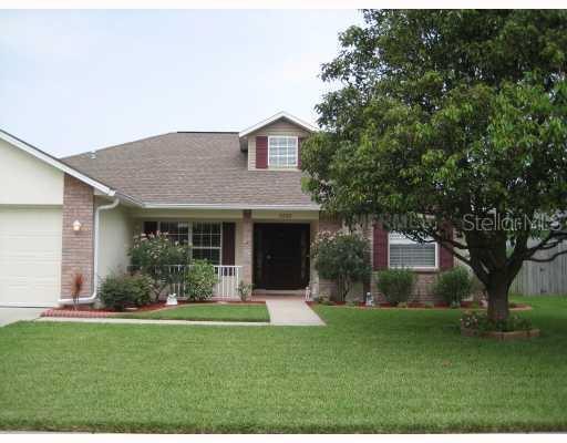 2202 Towering Oaks Creek, Seffner, FL 33584