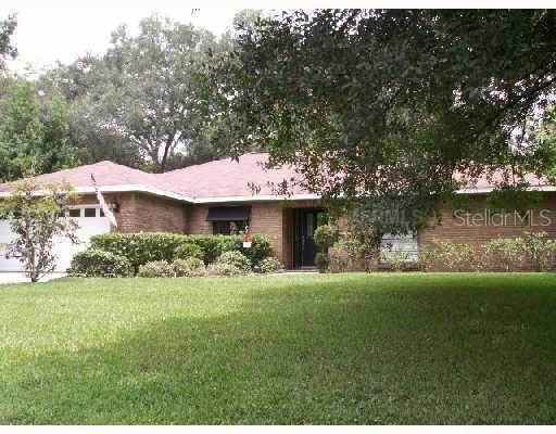 1008 Hollyberry Ct., Brandon, FL 33511