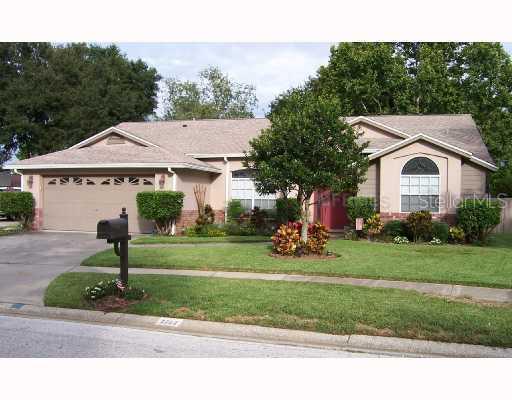 2252 Groveland Dr., Lutz, FL 33549