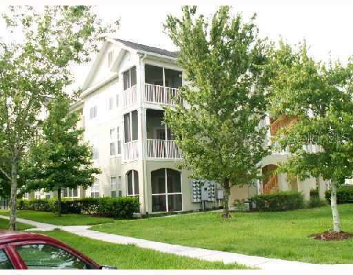 9314 Crescent Loop Cir. #305, Tampa, FL 33619