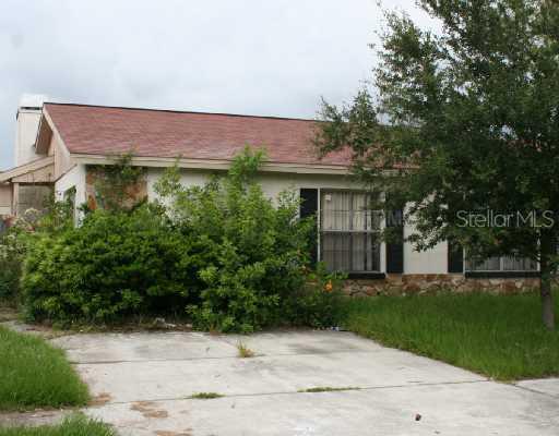 1209 Mohrlake Dr., Brandon, FL 33511