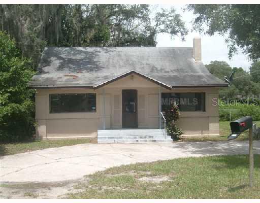 107 Earl Ave., Auburndale, FL 33823