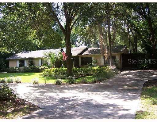 2815 Viola Ln., Valrico, FL 33594