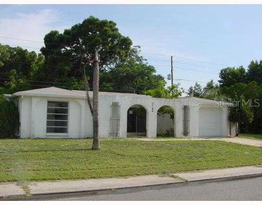3744 Beacon Square Dr., Holiday, FL 34691