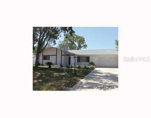 2182 Bishop Rd., Spring Hill, FL 34608