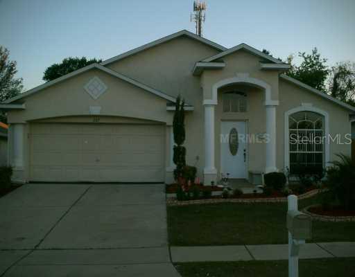 207 Chardonnay Pl., Valrico, FL 33594
