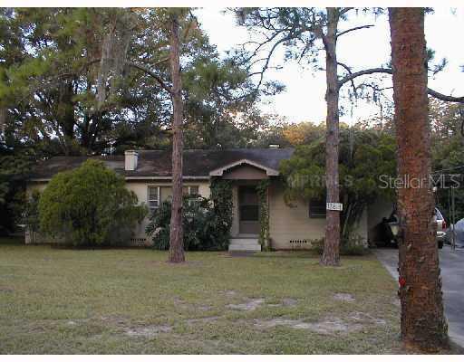 17814 Simmons Rd., Lutz, FL 33548