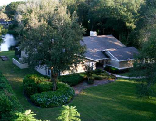 18425 Crooked Ln., Lutz, FL 33548