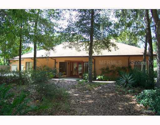 1804 Curry Rd., Lutz, FL 33549