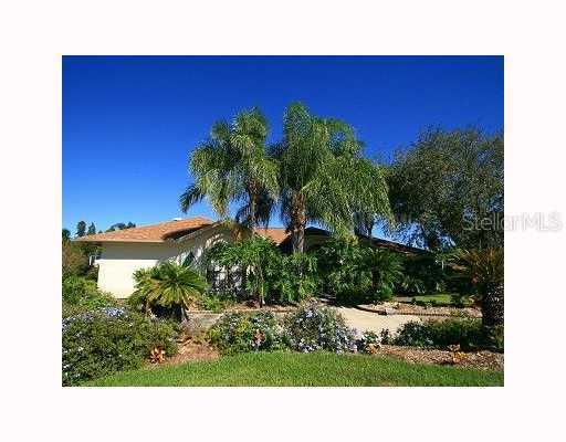 13616 Waterfall Way, Tampa, FL 33624