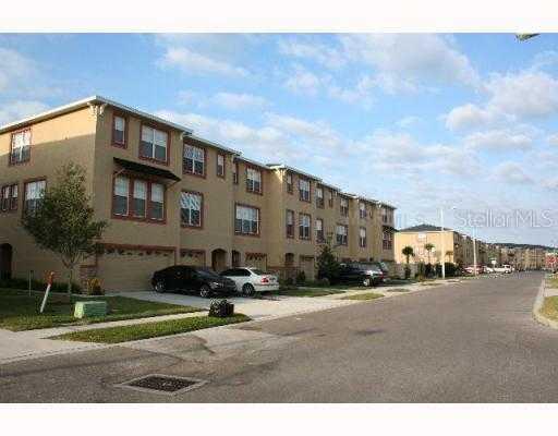 2420 Middleton Grove Dr., Brandon, FL 33511