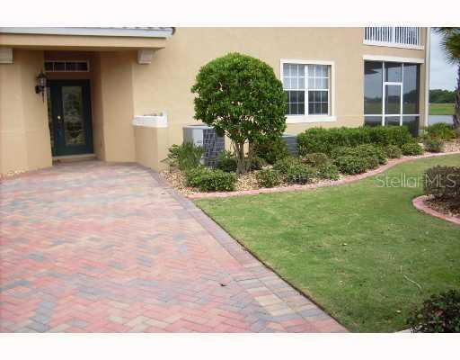 1348 Emerald Dunes Dr. #29, Sun City Center, FL 33573