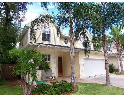 3301 W Villa Rosa St., Tampa, FL 33611