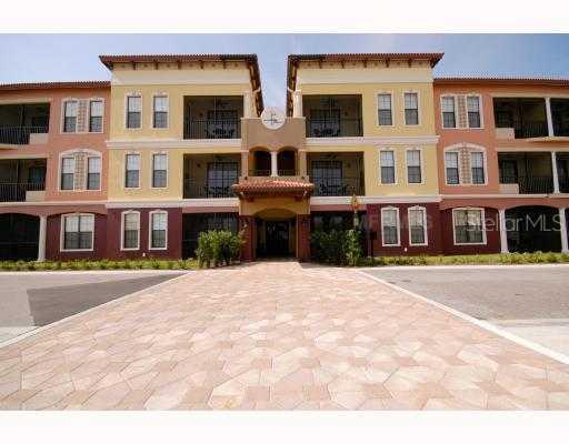 13941 Clubhouse Dr. #106, Tampa, FL 33618