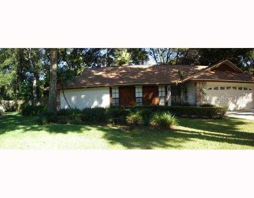 908 Oak Regency Ln., Brandon, FL 33511