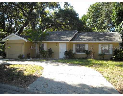 608 E 21st St., Bradenton, FL 34208