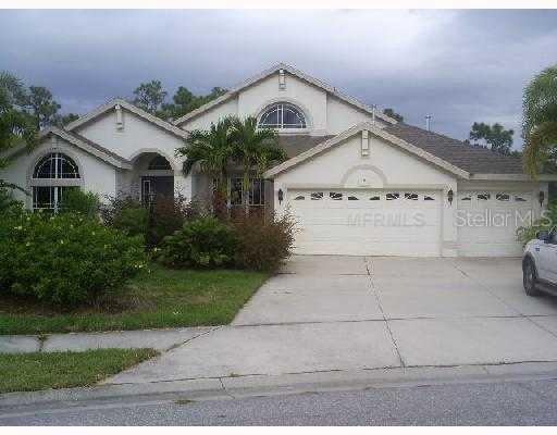 7704 Heyward Cir., Bradenton, FL 34201