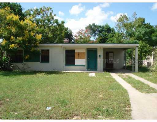 922 Hacienda Ct., Orlando, FL 32808